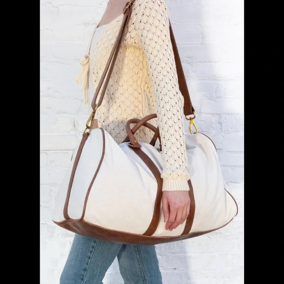 Brandy Melville Bags Brandy Melville Ivory Duffle Bag Poshmark